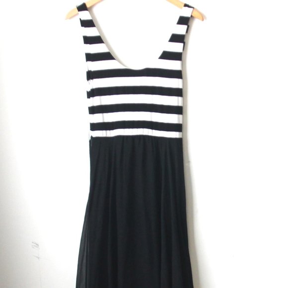 black and white maxi